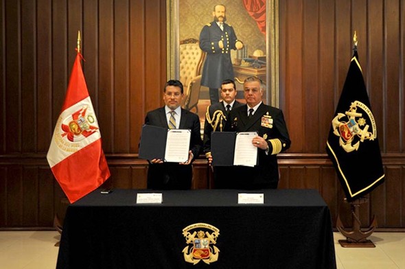 La Armada del Perú firma convenio con Devida para fortalecer la lucha contra el narcotráfico