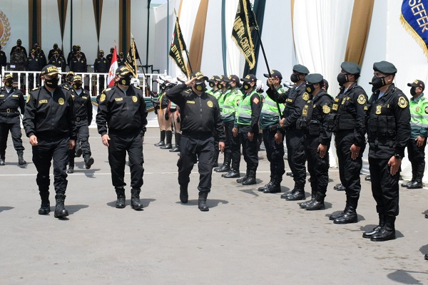 Perú – Día 0038: Gobierno de Perú da de baja a la cúpula de la Policía Nacional