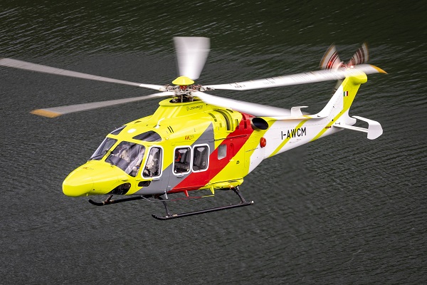 El helicóptero AW169 extiende sus capacidades con las certificaciones Skid y Advanced SAR Mode