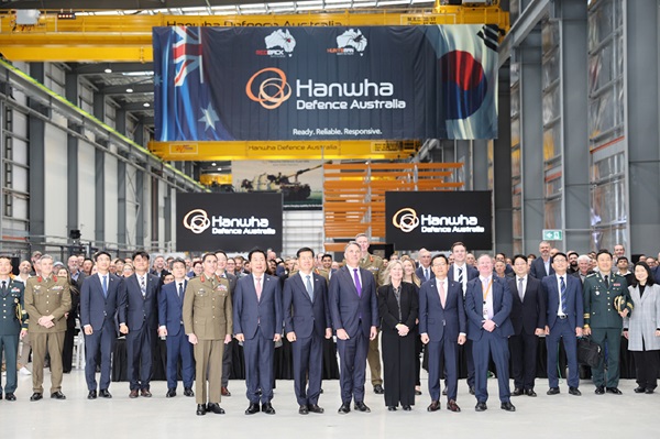 Hanwha concluye la construcción de planta de manufactura de vehículos blindados en Australia