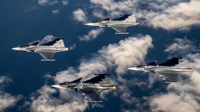 La entrega de los cazas Gripen E/F a Brasil se extenderá hasta los primeros años de la siguiente década