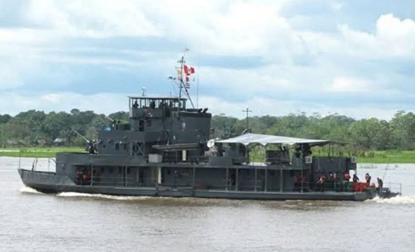 Choque del BAP Ucayali con plataforma fluvial en cruce de los ríos Napo y Amazonas provoca la muerte de dos tripulantes