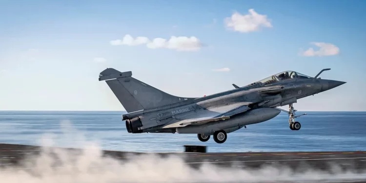 La Armada de India adquiere 25 cazas Rafale Marine